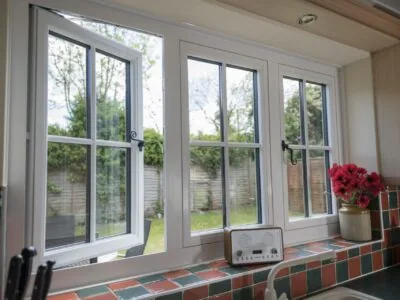 Benefits-Of-Double-Glazing-In-Summer-400×300-1