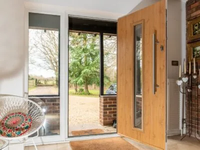 Solid-Wooden-Core-Composite-Doors-400×300-1