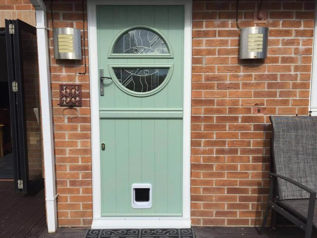 Stable-Doors-Installer-1024×768-1