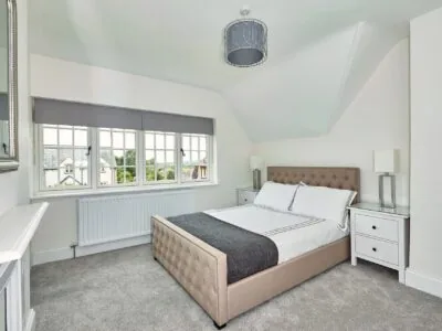 what-makes-double-glazed-flush-casement-windows-a-popular-choice-400×300-1